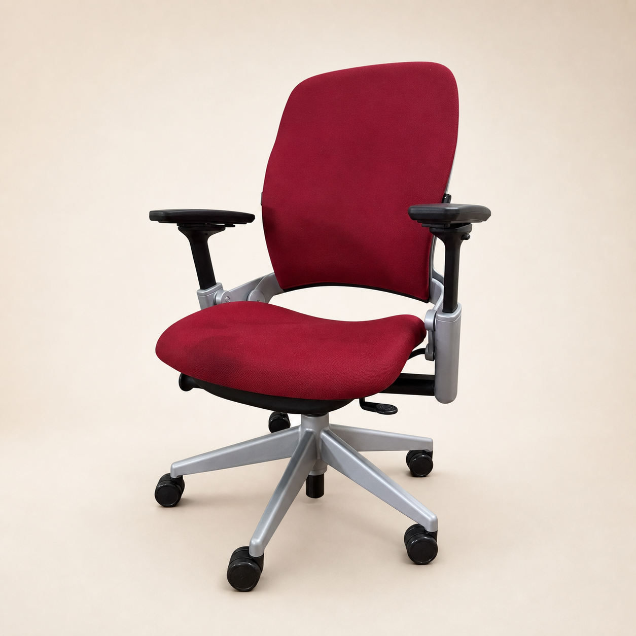Steelcase Leap ergonomic task chair
